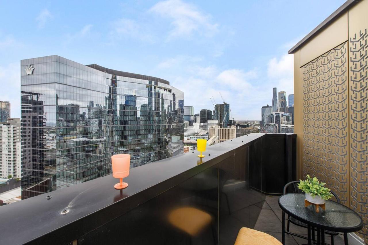 'the Summit' Chic Sky-high Serenity Near The Cbd Melbourne