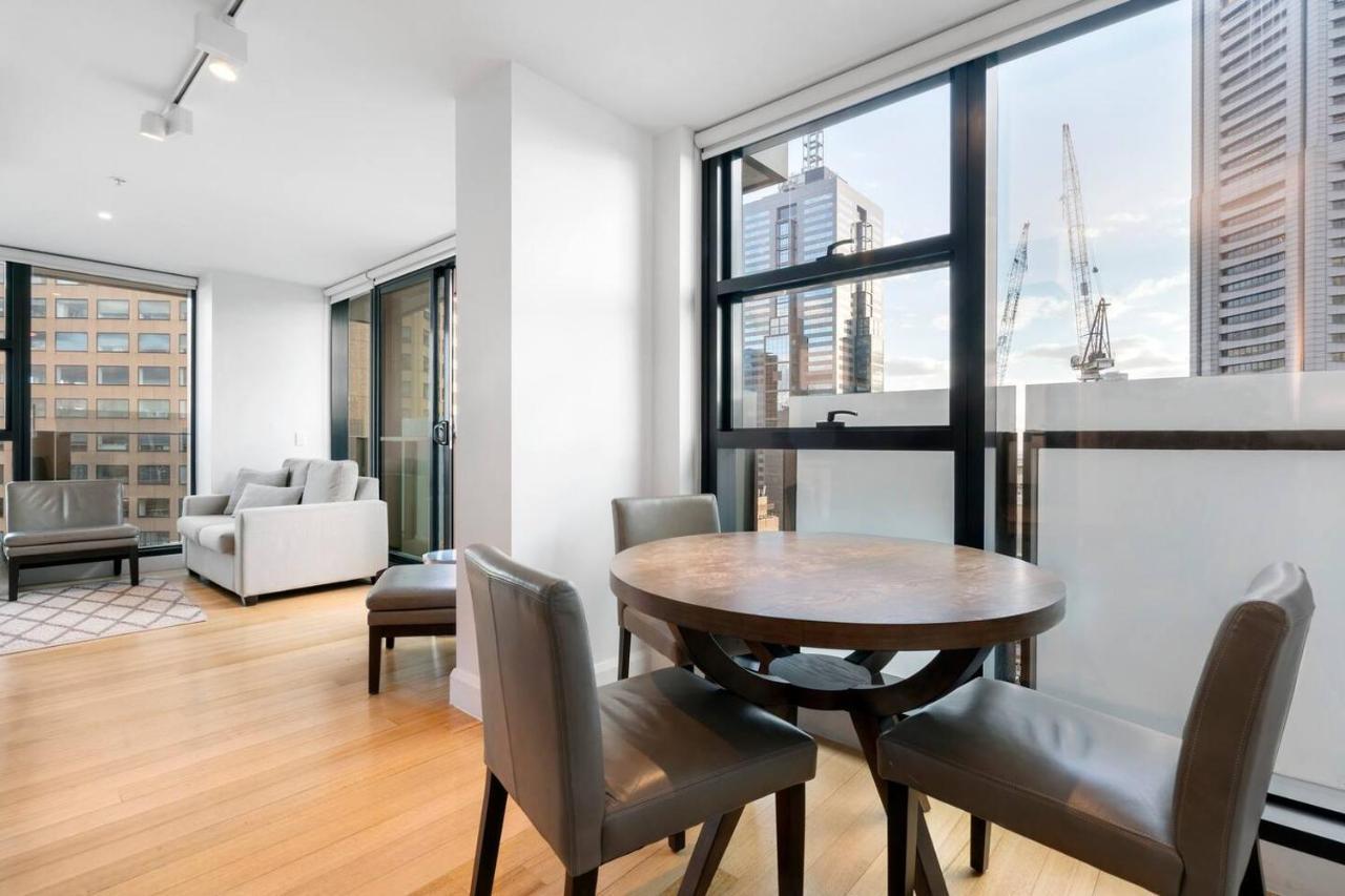 Sky High Living On Little Collins Melbourne