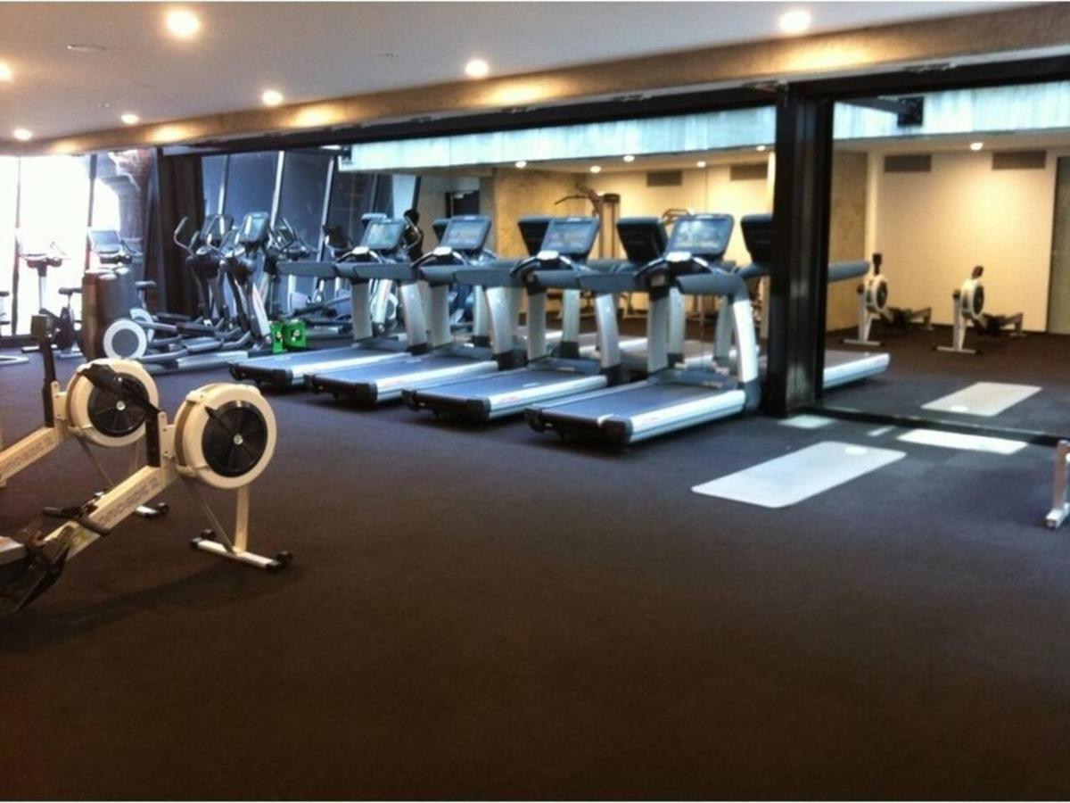 Sky High Cbd Living With Style Amenities Melbourne