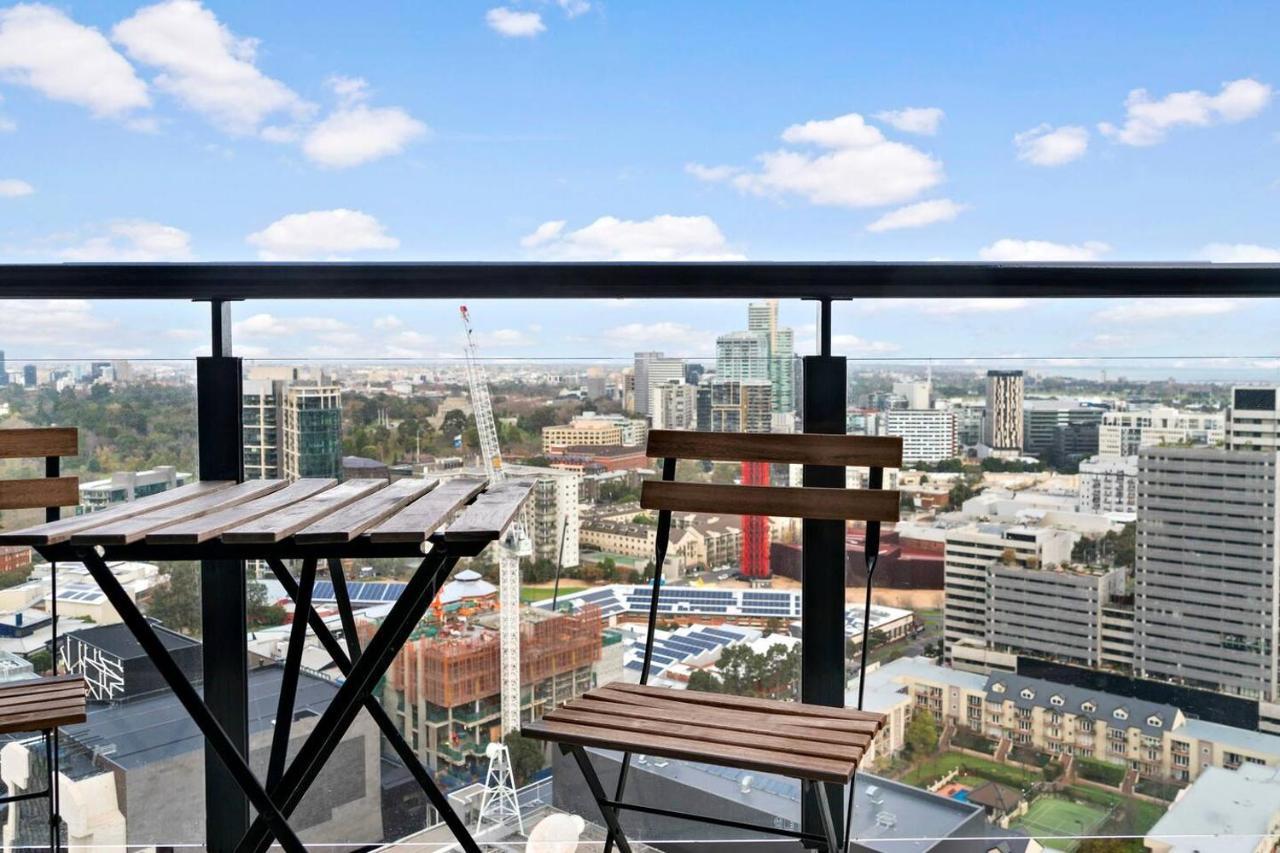Apartment Sky High Southbank Lookout With Pool And Parking Melbourne
