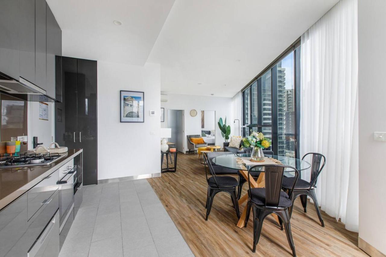 'the Summit' Chic Sky-high Serenity Near The Cbd * Melbourne