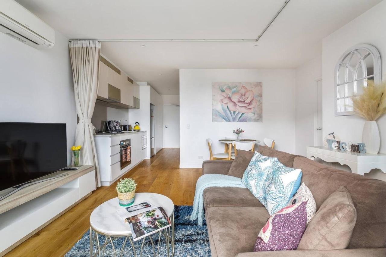 'rose Lane Retreat' Discover Charm Apartment Melbourne