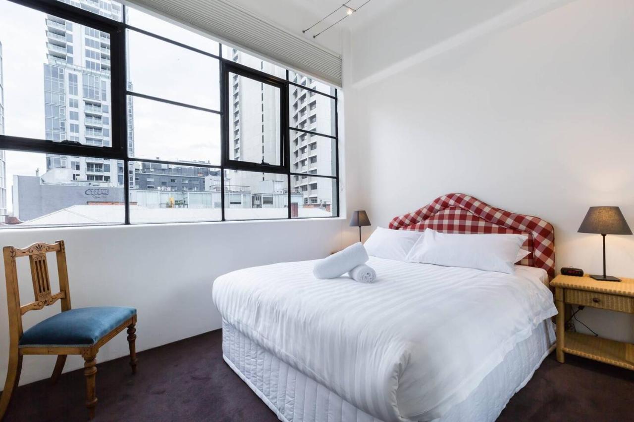 New York Style Loft On Flinders Lane With Parking Apartment