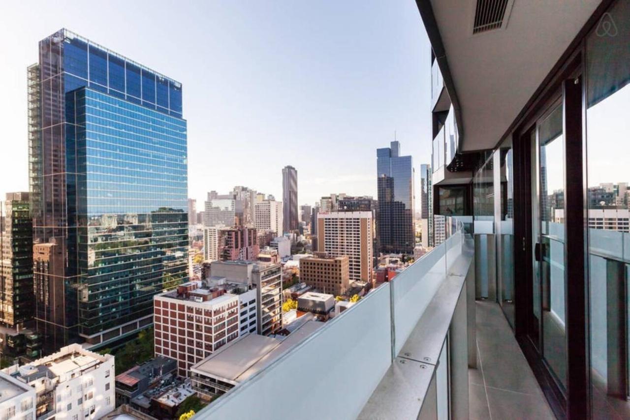 Sky High Living On Little Collins Apartment Melbourne
