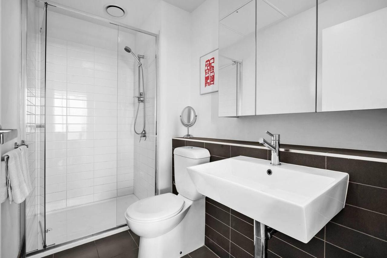 Sky High Cbd Living With Style Amenities * Melbourne