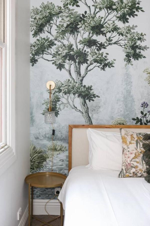 Heritage Charm In Melbourne's Heart With Rooftop *