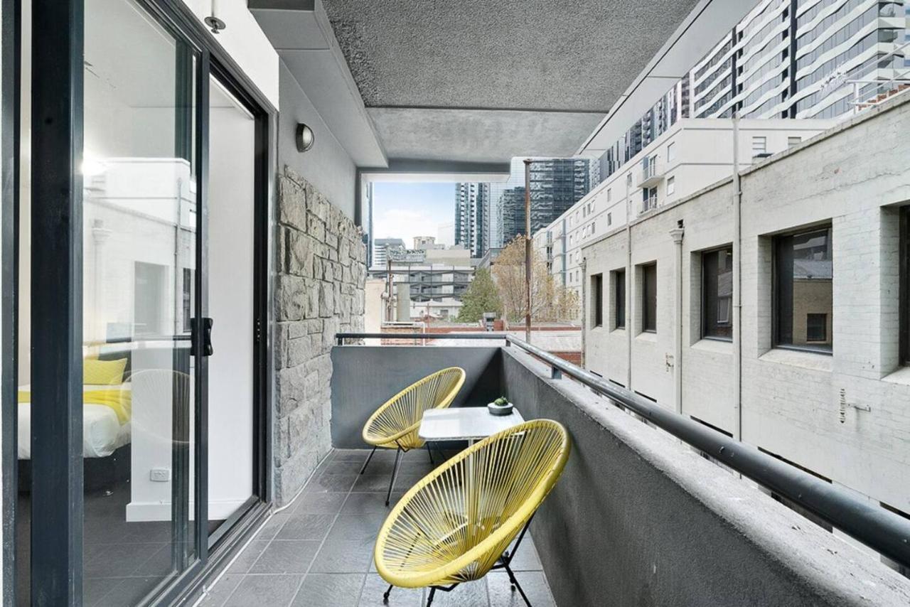 'studio Elizabeth' A Balcony Retreat * Melbourne