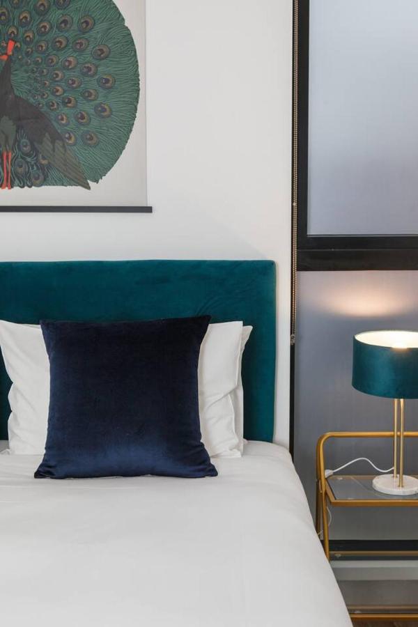 'the Summit' Chic Sky-high Serenity Near The Cbd Apartment *