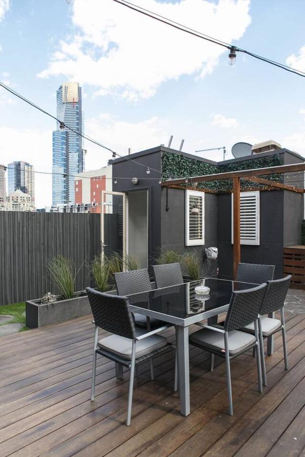 Apartment Heritage Charm In Melbourne's Heart With Rooftop