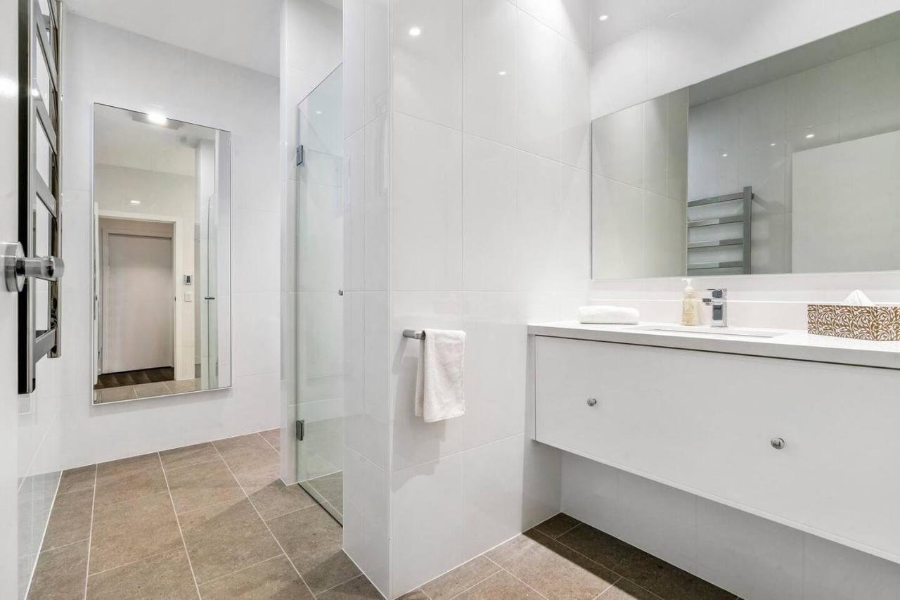 'orangerie' A Stunning Shoe Factory Conversion Apartment *