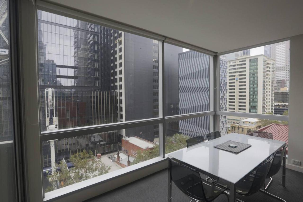 'bells Lane' Experience Cbd Living Apartment