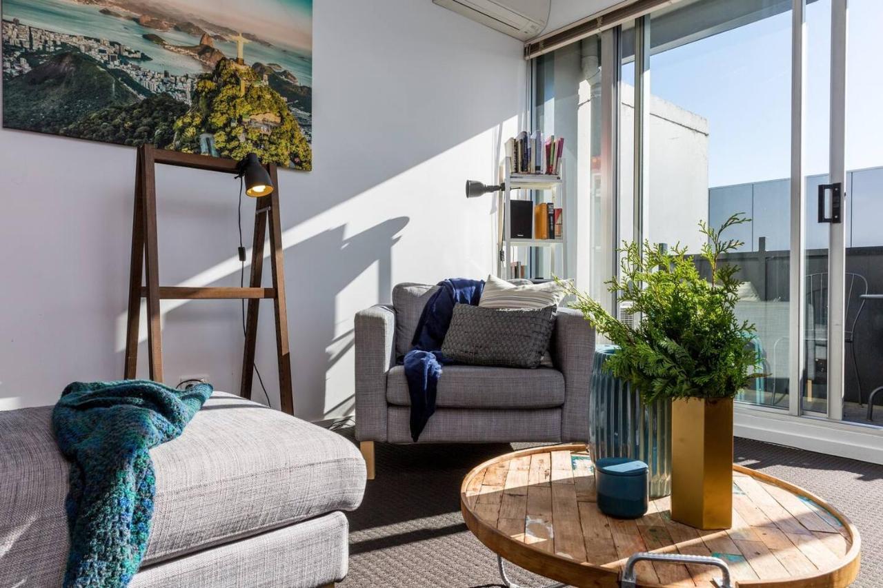 Apartment 'fitzroy Max' Easygoing Urban Pad Off Brunswick St