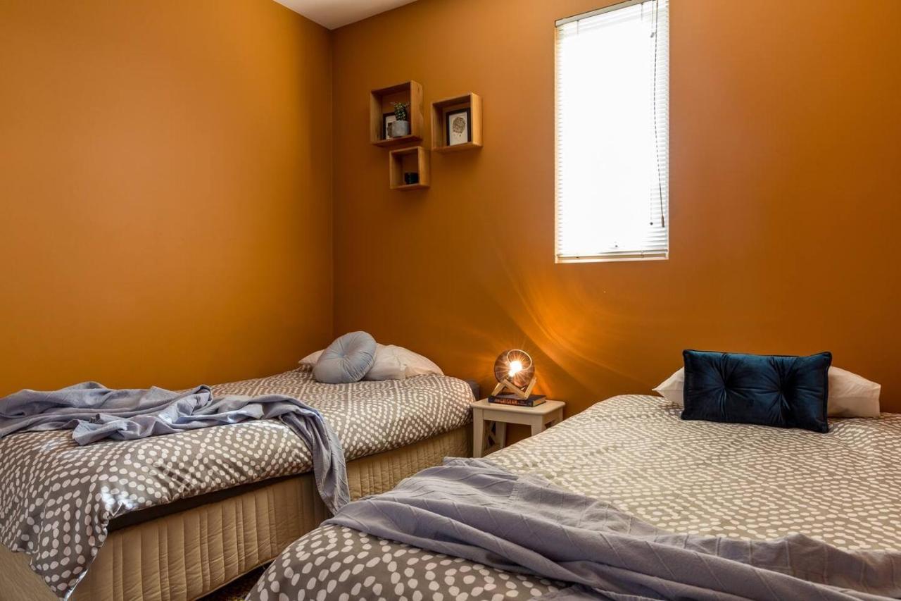 'fitzroy Max' Easygoing Urban Pad Off Brunswick St Apartment Melbourne