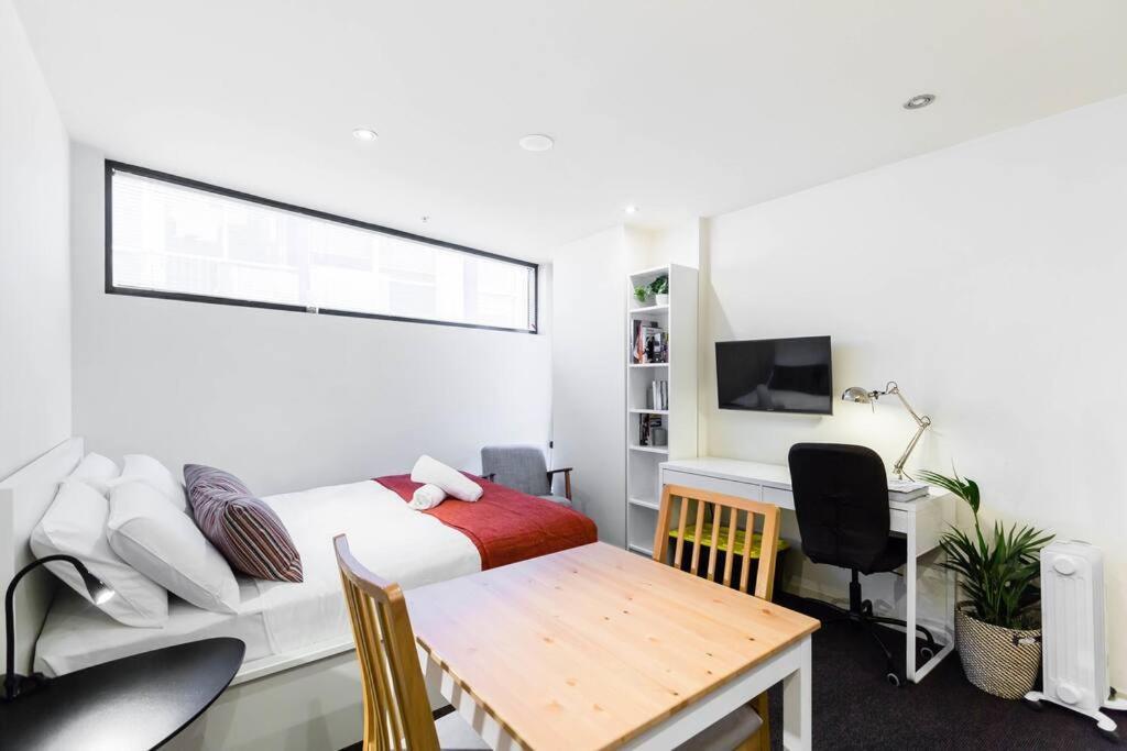 Simple On Swanston - A Student Apartment Melbourne