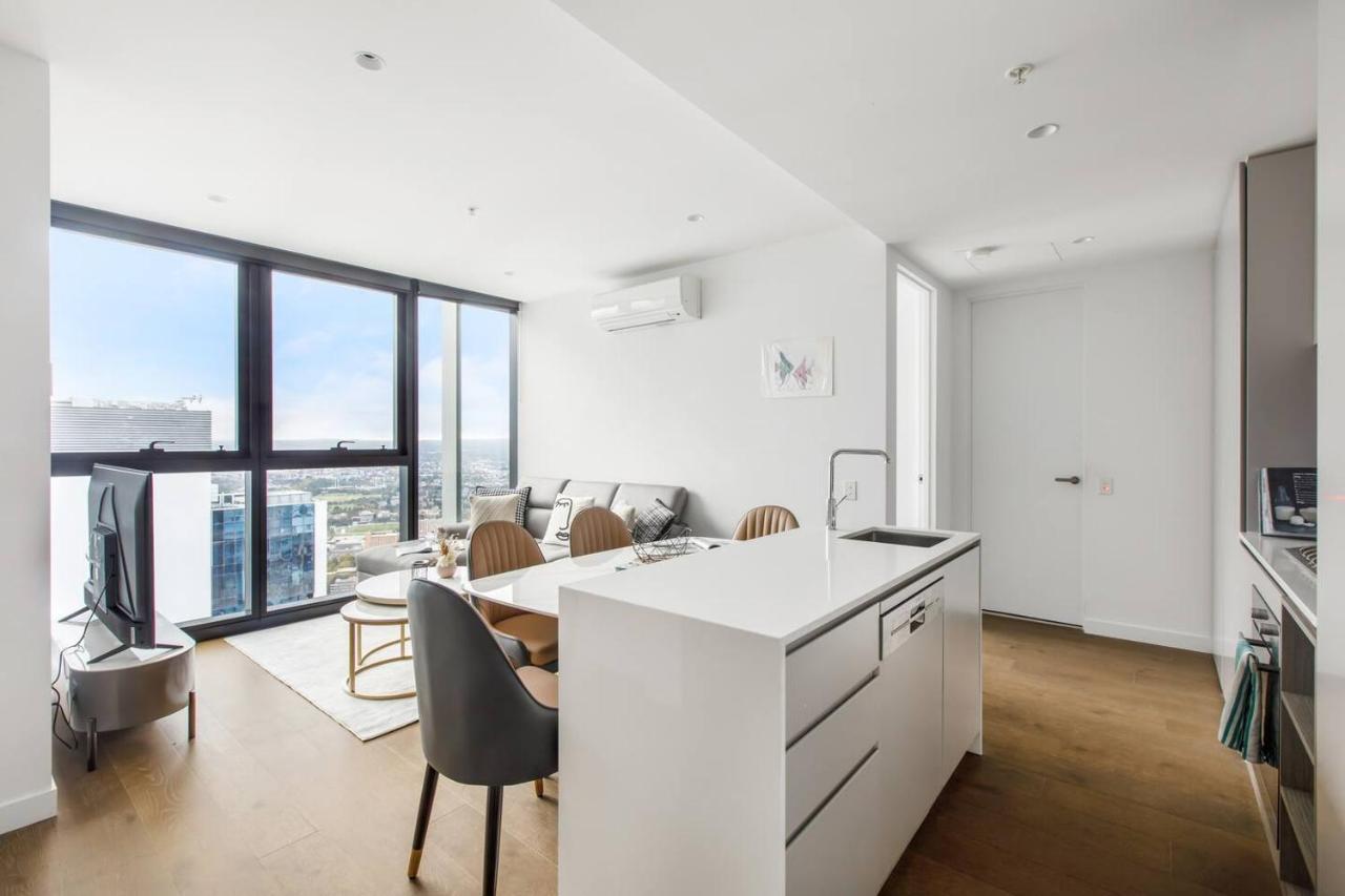 The View On Elizabeth - Chic Centre Living *