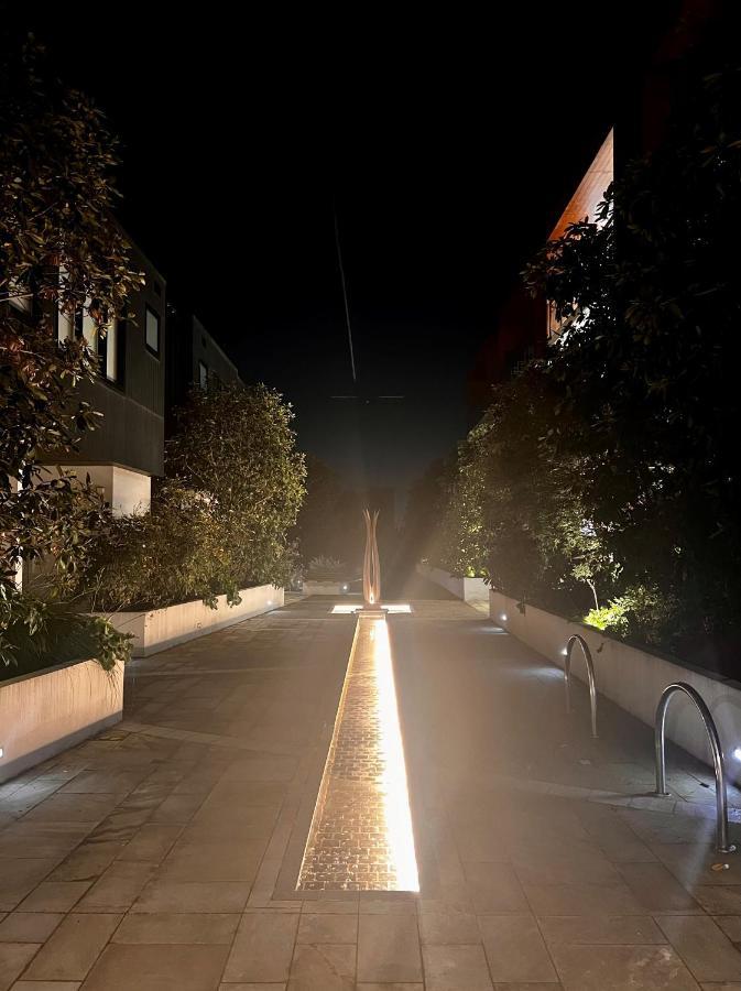 Villa Ruckers Hill Northcote Penthouse