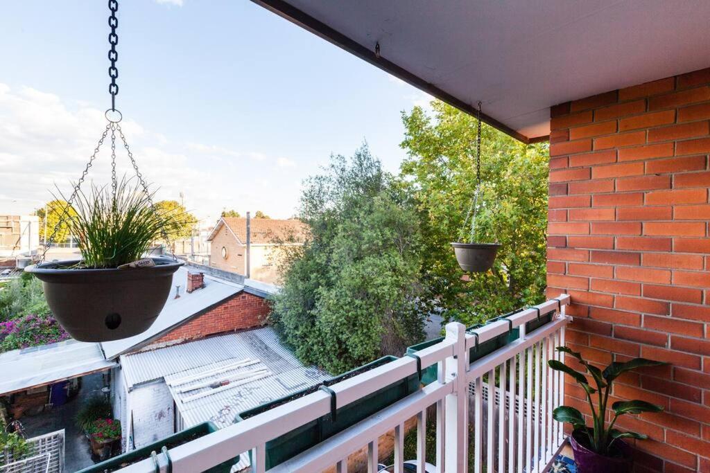 Apartment Fitzroy Meets Clifton Hill At Cosy Retreat Melbourne
