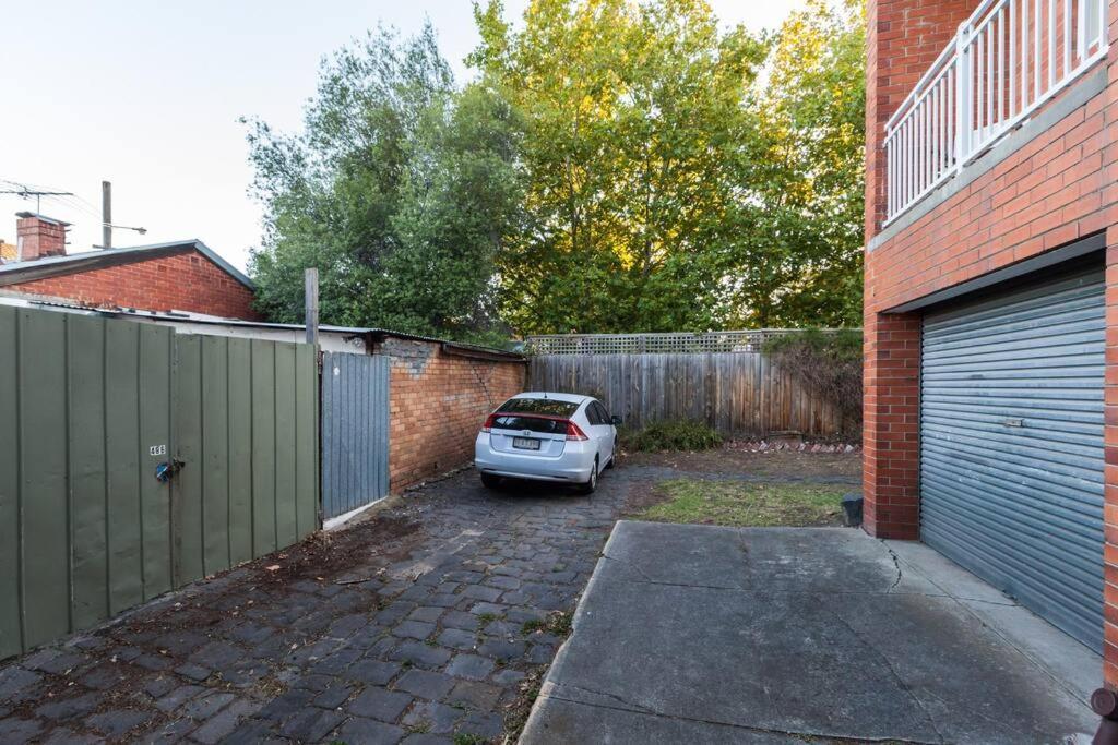 Fitzroy Meets Clifton Hill At Cosy Retreat Apartment Melbourne