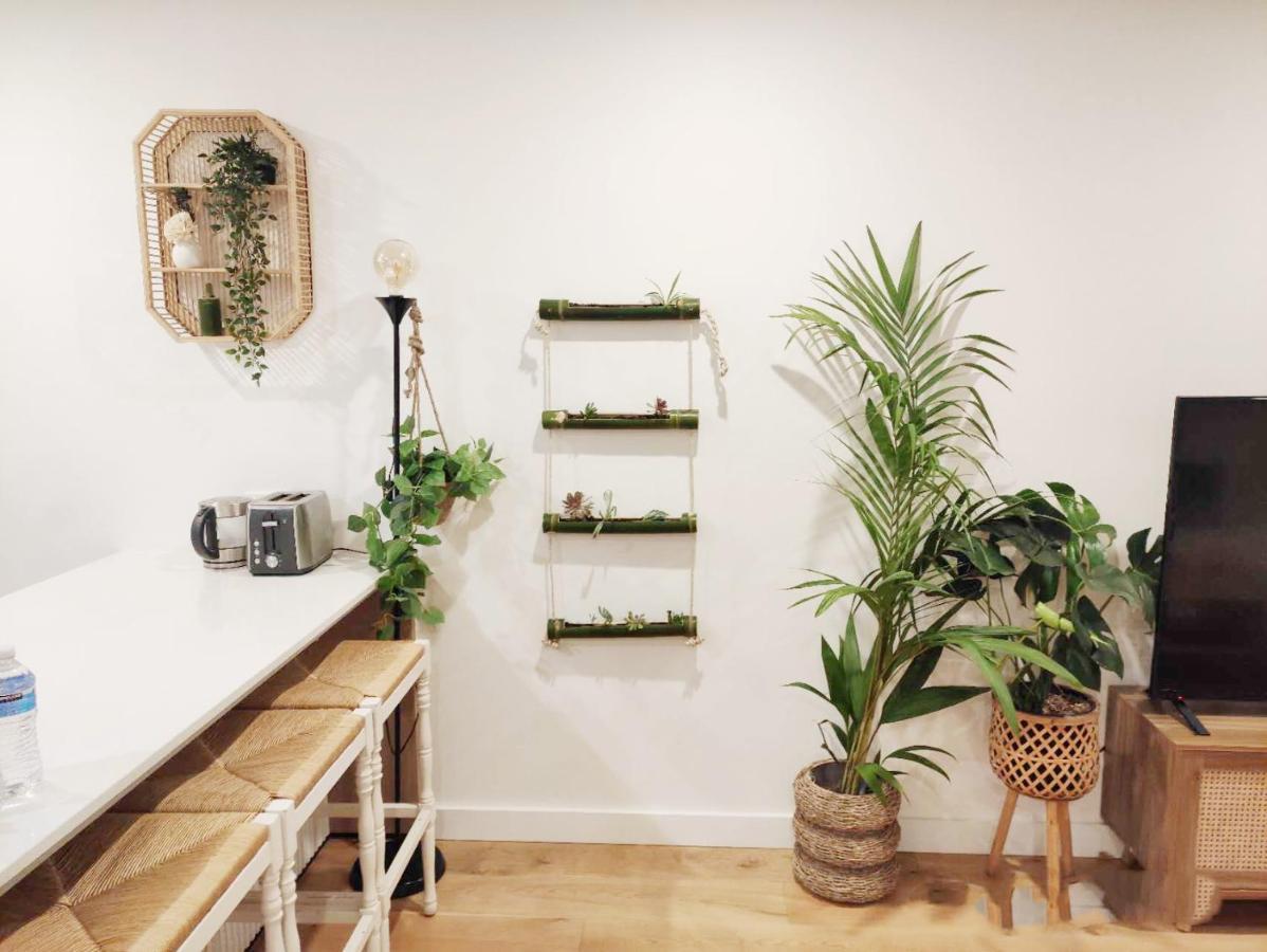 Dreamy Nature Apt In Free Tram Zone With Garden Views & Free Parking