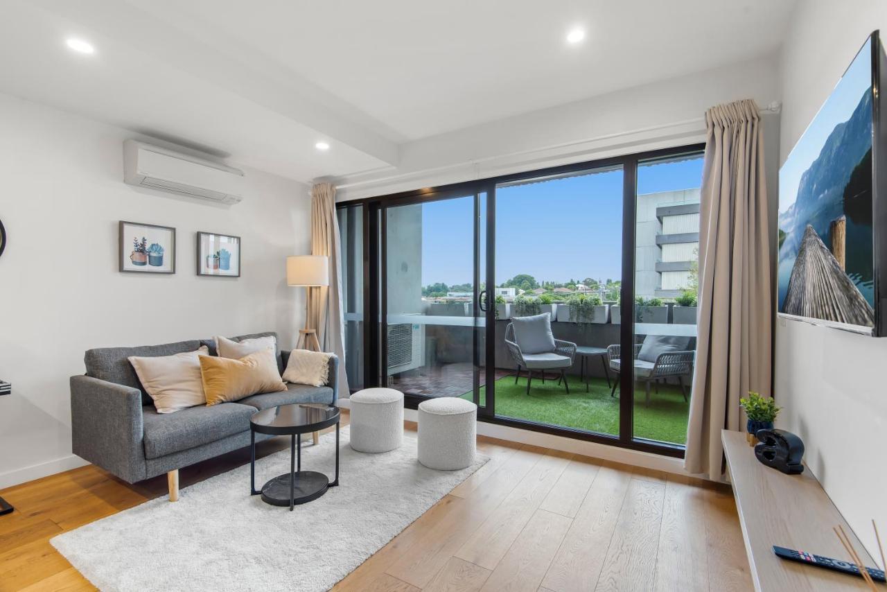 Preston - Entire Unit With 2 Beds 2 Baths Apartment *