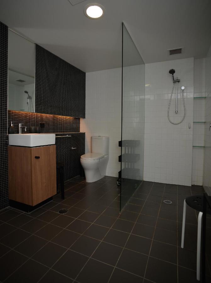 Apartment 907 The Guild Melbourne