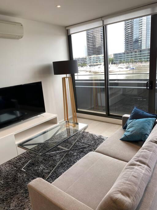 Apartment Wyndel One Bedroom Mel83510s