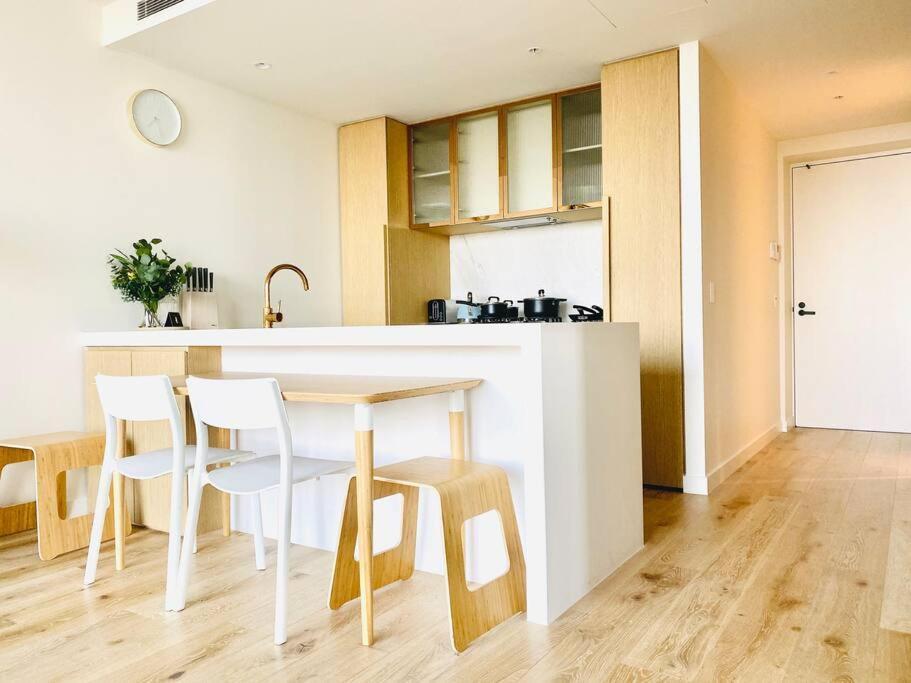 Apartment Contemporary 2br In Melb-collins House#ch43