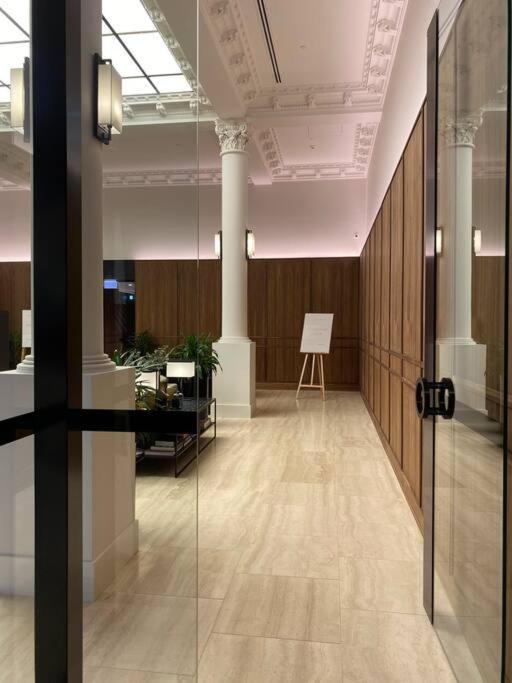 Apartment Contemporary 2br In Melb-collins House#ch43