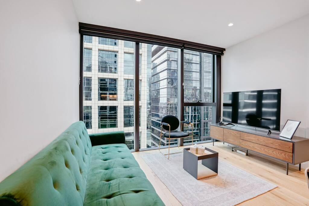 Apartment Contemporary 2br In Melb-collins House #ch30