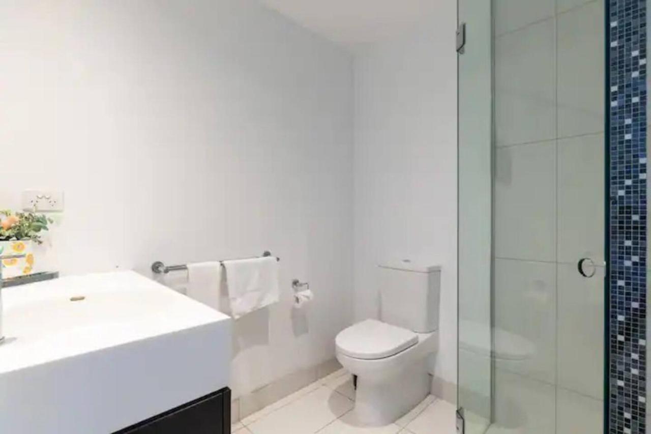 Prima Tower Apartment Melbourne