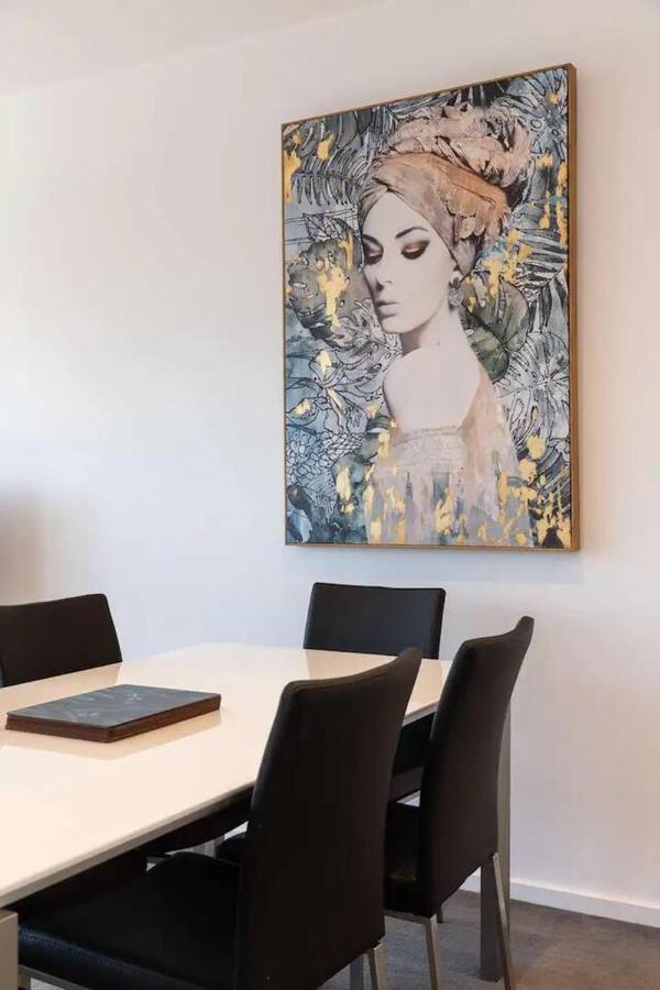 Prima Tower Apartment Melbourne