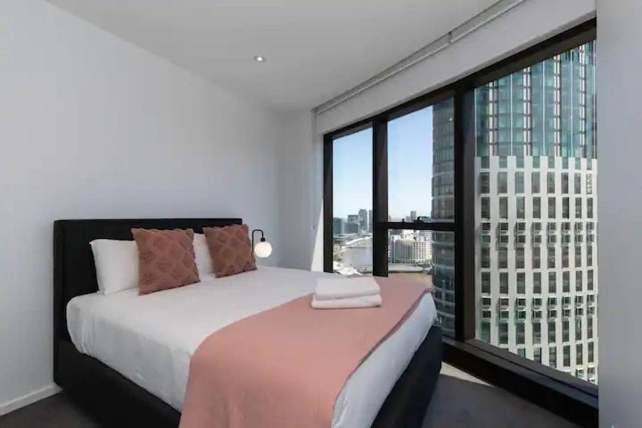 Prima Tower * Melbourne