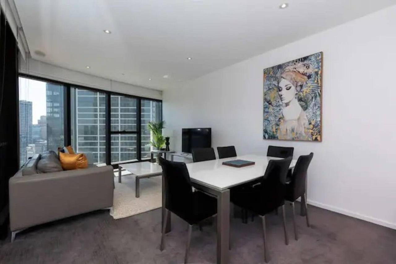 Prima Tower Apartment *