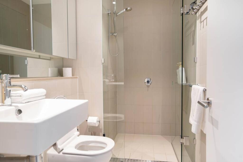 Apartment Waterfront 2br Docklands W Balcony&freeparking#8316 Melbourne
