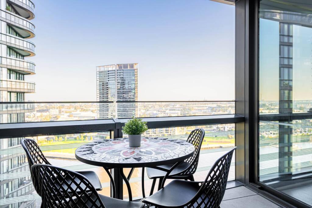 Apartment Waterfront 2br Docklands W Balcony&freeparking#8316 Melbourne