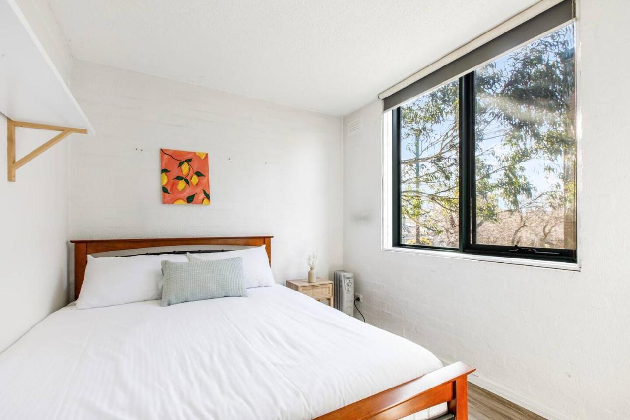 Bridport Rest - A Relaxed Park Abode Melbourne