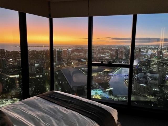 Apartment Grandsuite 3br Near Crown Luxviews Melbourne