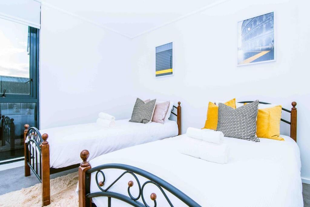Apartment Lux 3br Bourke St Sub-penthouse 2 Free Parkings And Huge Private Terrace Melbourne