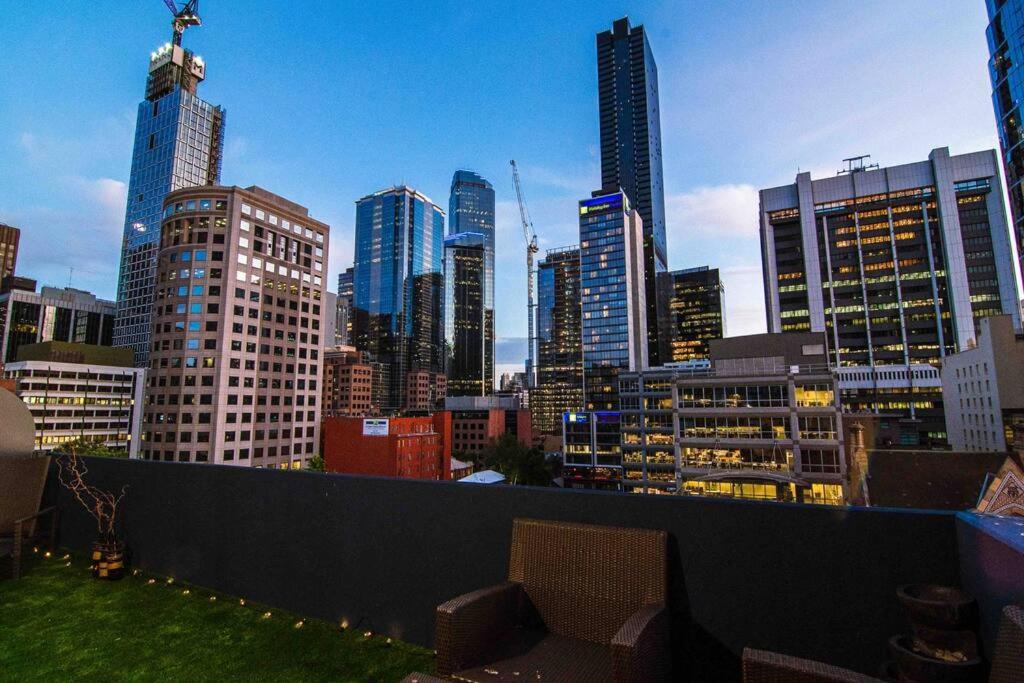 Lux 3br Bourke St Sub-penthouse 2 Free Parkings And Huge Private Terrace Melbourne