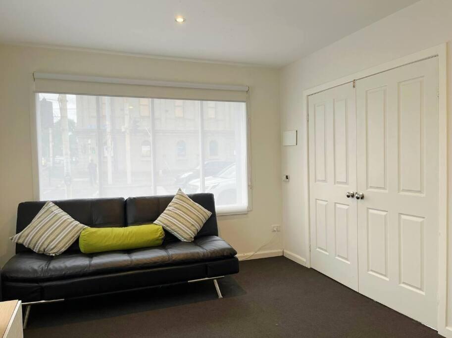 Glamorous 2bdr With Hot Tube In Southmel * Melbourne