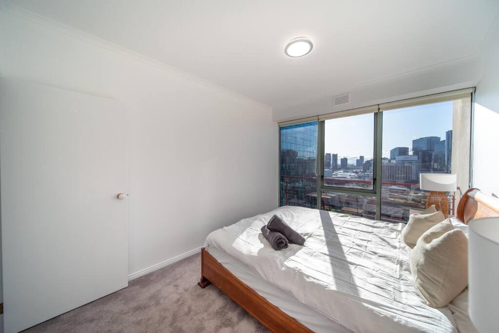 Centralcharm 2bdr With Free Parking Apartment *