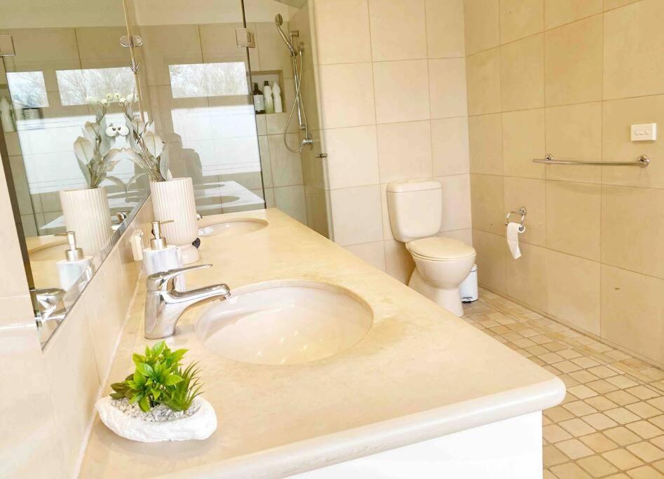 Brighton Golden Mile Villa Melbourne