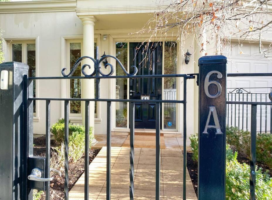 Brighton Golden Mile Villa Melbourne