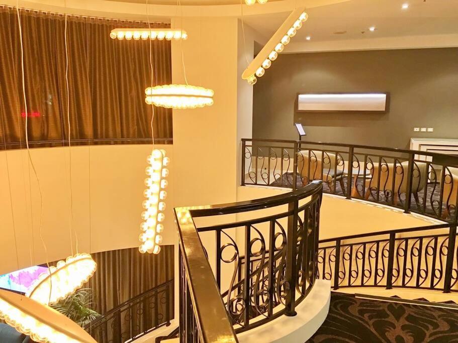 Heartcbd Lux Floor 2 Bedroom /pool/spa/gym Apartment *