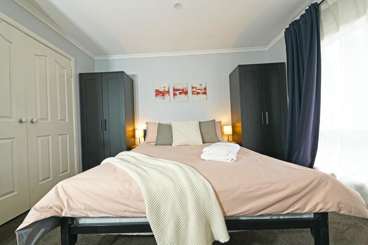 Fawkner Modern 3br House Netflix Wifi Parking Holiday home Melbourne