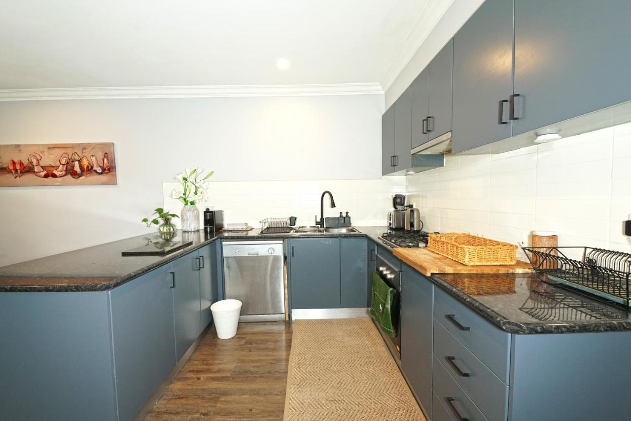 Fawkner Modern 3br House Netflix Wifi Parking Holiday home Melbourne