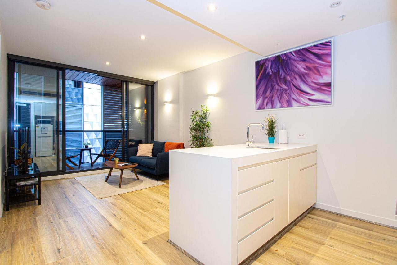 Apartment Like *
