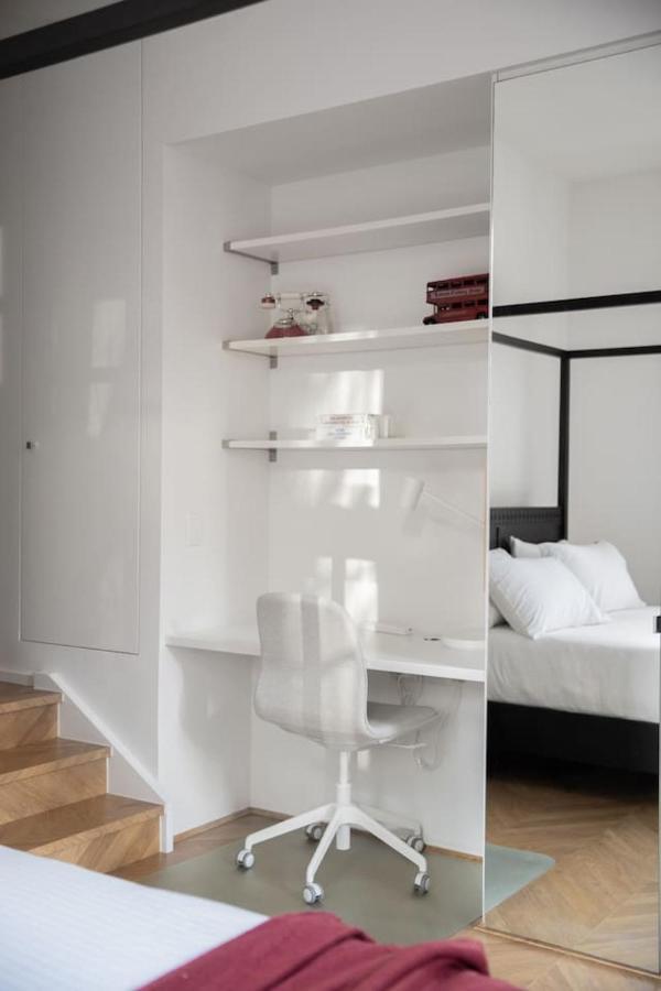 A City-centre For Savvy Business Travellers Apartment Melbourne