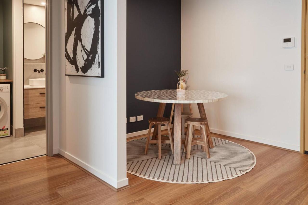 Cosmo Corner - Tranquil Vibes Over South Apartment Melbourne