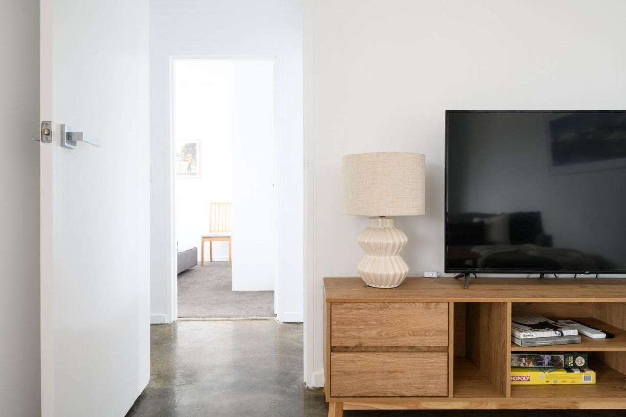 Apartment The Lookout - Sunny St Kilda Contemporary *